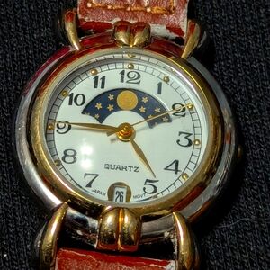 Classy Brown, Gold, & Silver Toned Wristwatch w/ Adjustable Buckle Band